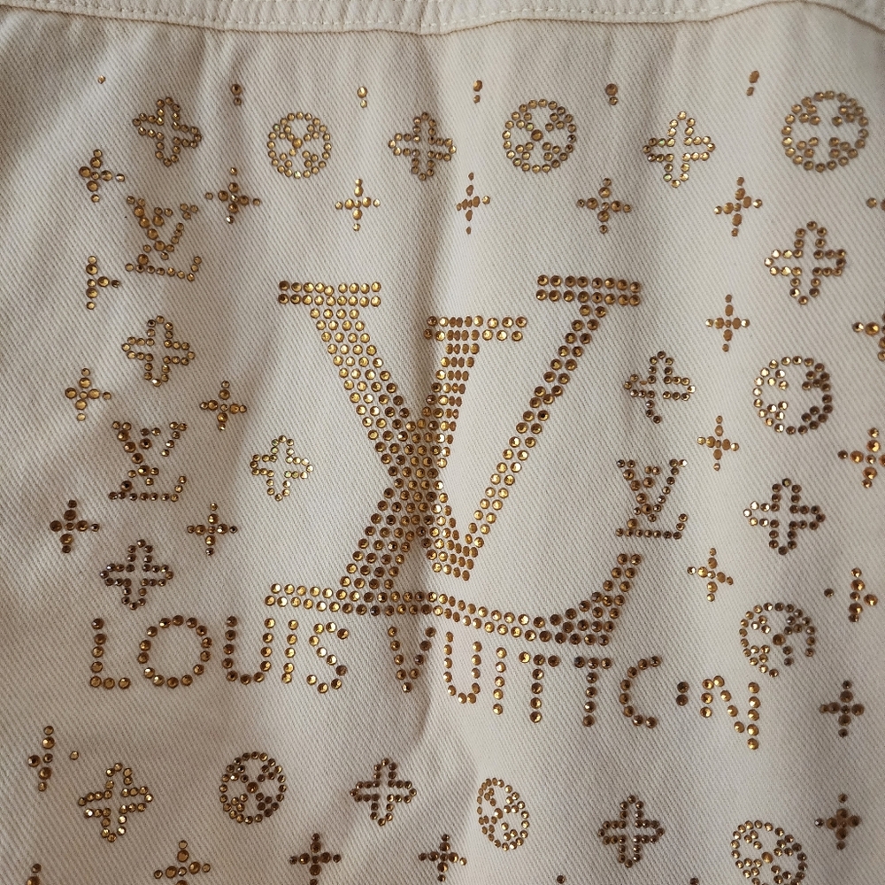 GAP .Cream Yellow Denim Jacket with Gold Logo .pit To Pit 22" - Picture 4 of 6